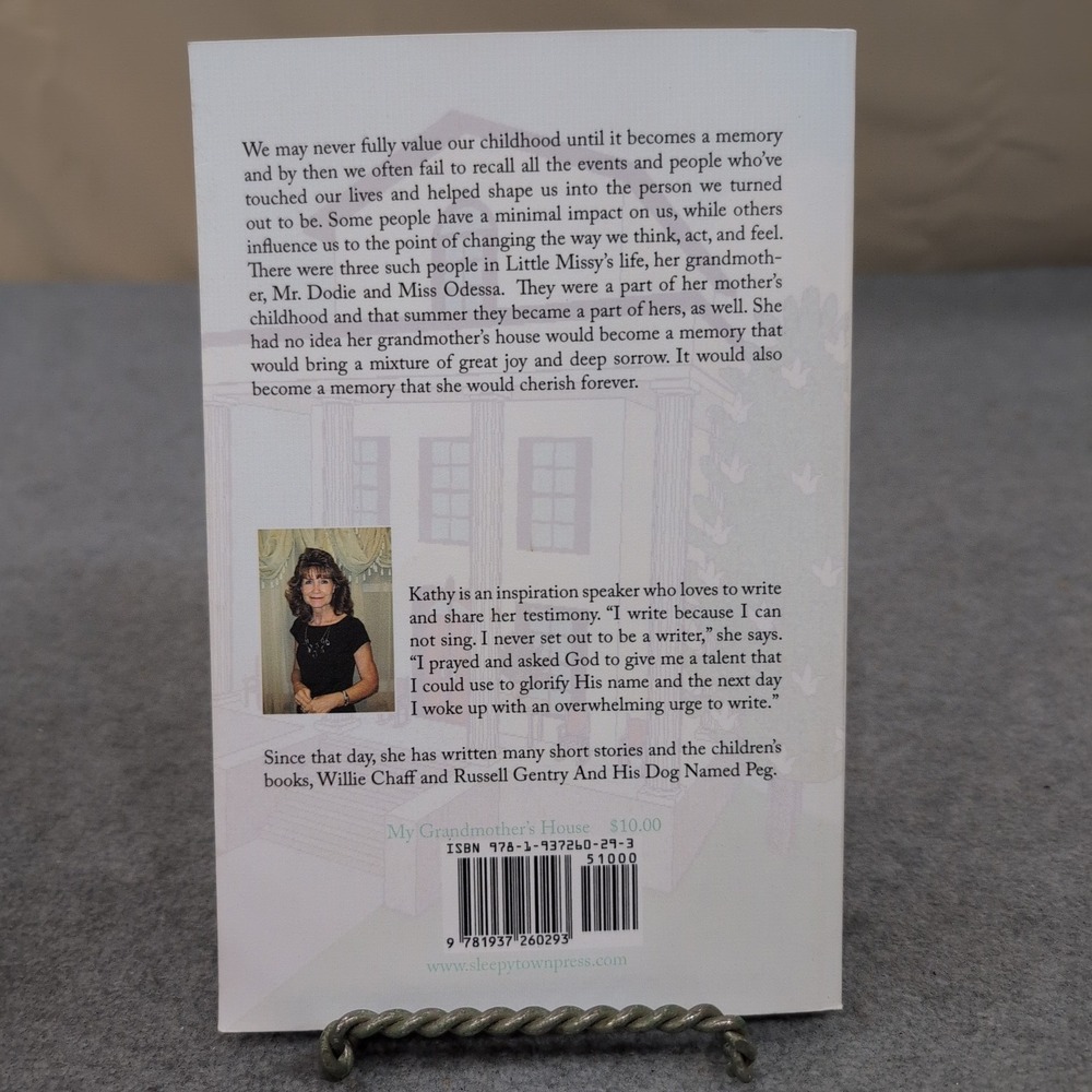 My Grandmother's House Kathy Lacey Sellers‎ Signed Paperback 2017 Sleepytown Pr - Picture 2 of 4